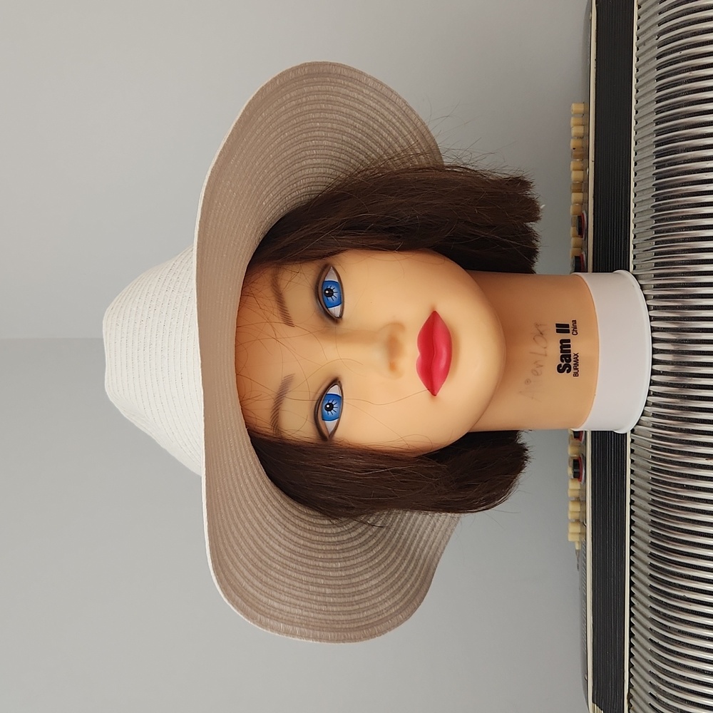 NWT - TIME AND TRU WHITE FEDORA LARGE BRIM PACKABLE SUN HAT W/ADJUSTABLE…